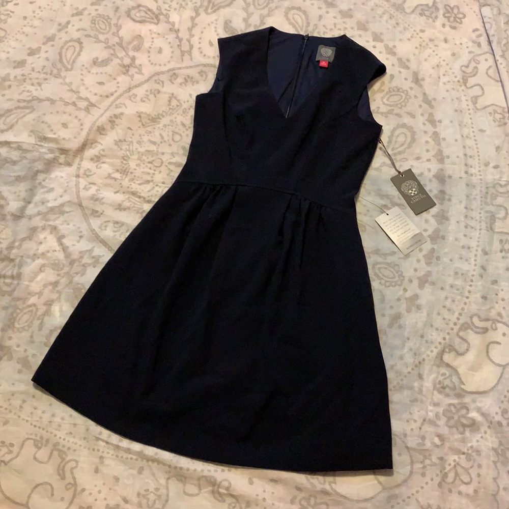 NWT Vince Camuto Navy V Neck Sleeveless Dress 2 P